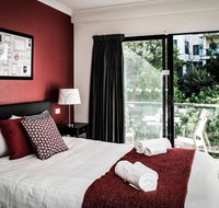 One Bedroom Apt Near Perth CBD with Parking - Accommodation Mermaid Beach