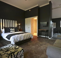 One Paddock Currency Creek Winery Villas - Accommodation Mermaid Beach
