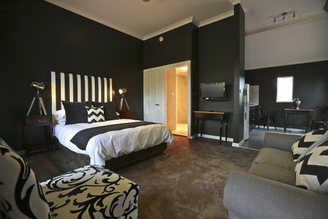 One Paddock Currency Creek Winery Villas - Accommodation Mermaid Beach 0