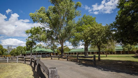Overlander Homestead Motel - Accommodation Mermaid Beach 0