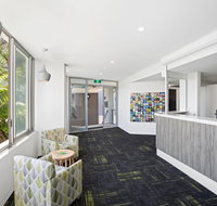 Palm Court Motor Inn - Accommodation Mermaid Beach