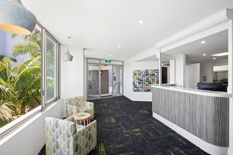 Palm Court Motor Inn - Accommodation Mermaid Beach 0