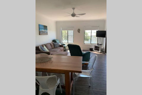 Pandanus - Accommodation Mermaid Beach 3