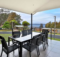 Panorama  the Lake - Pet Friendly - 15 Mins to Hyams Beach - Accommodation Mermaid Beach
