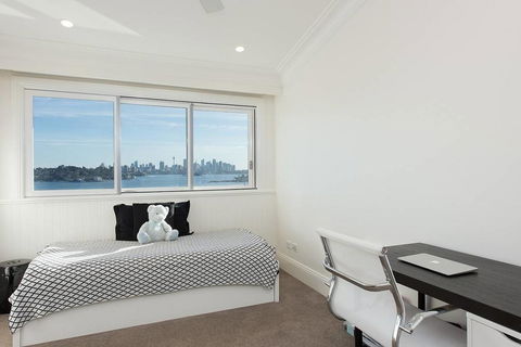 PANORAMIC HARBOUR VIEWS - Accommodation Mermaid Beach 2