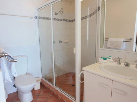 Panoramic Ocean Views Of Sunshine Beach Unit 5 Vista Pacific 12 Bryan Street - Accommodation Mermaid Beach 2