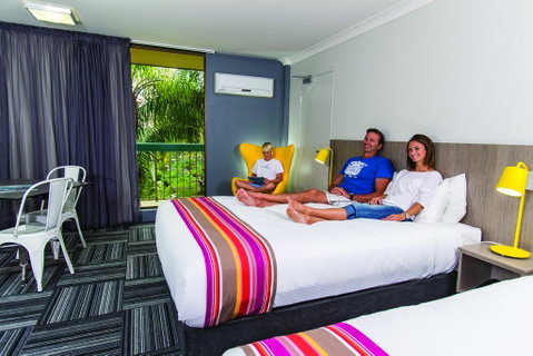 Paradise Resort Gold Coast - Accommodation Mermaid Beach 2
