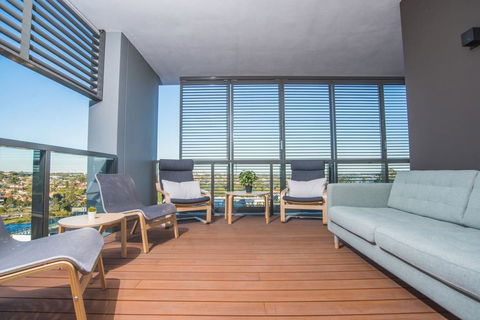 PEAK EAST 2bed2bath APT @Ryde SO RELAXING - Accommodation Mermaid Beach 1