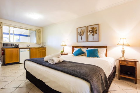 Pegasus Motel - Accommodation Mermaid Beach 1