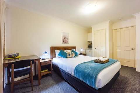 Pegasus Motel - Accommodation Mermaid Beach 0