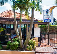 Pegasus Motor Inn and Serviced Apartments - Accommodation Mermaid Beach