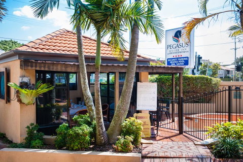 Pegasus Motor Inn And Serviced Apartments - Accommodation Mermaid Beach 0