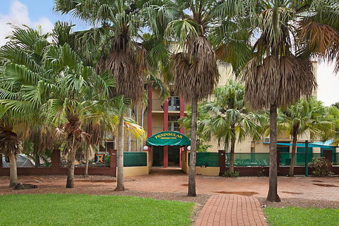 Peninsular Apartments - Accommodation Mermaid Beach 0