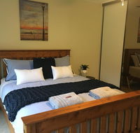 Petes Place - Accommodation Mermaid Beach