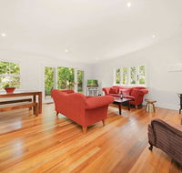 Poet's Cottage - Fireplace Close to Treks - Accommodation Mermaid Beach