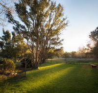 Pool House - Accommodation Mermaid Beach