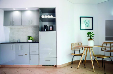 Port Douglas Peninsula Boutique Hotel - Adults Only Haven - Accommodation Mermaid Beach 2