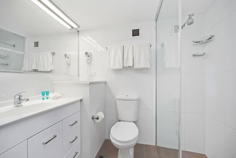 Port Pacific Resort - Accommodation Mermaid Beach 1