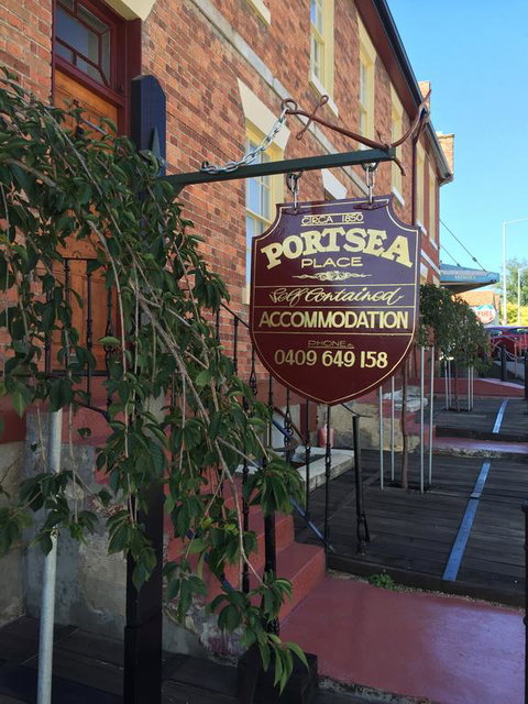 Portsea Place - Accommodation Mermaid Beach 3