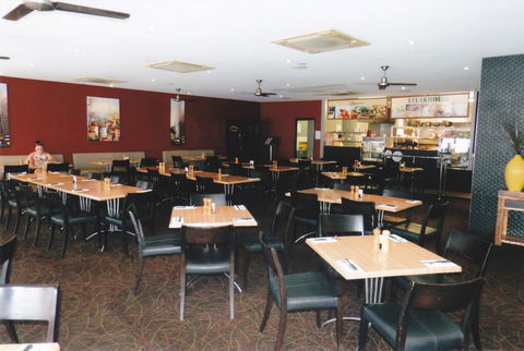 PRECINCT HOTEL GLADSTONE - Accommodation Mermaid Beach 3