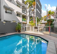 Private Room in the Valley - Accommodation Mermaid Beach