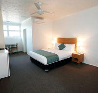 Q Express - Accommodation Mermaid Beach