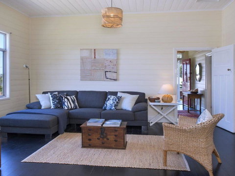 Quarryman's Cottage - Country Style In Town - Accommodation Mermaid Beach 2