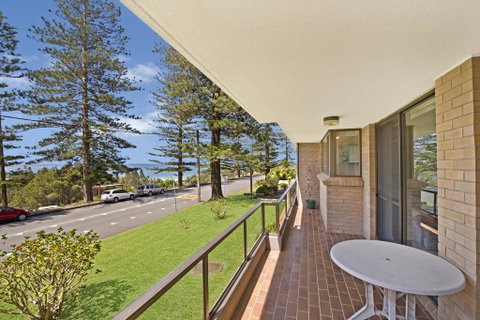 Quarterdeck 7 7 Stewart Street - Accommodation Mermaid Beach 1