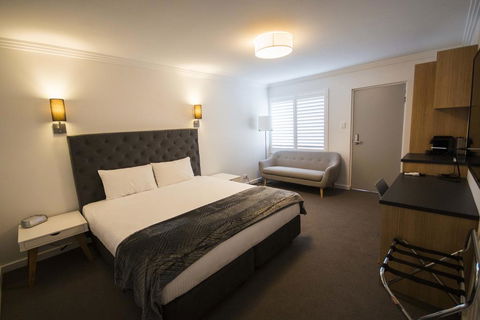 Quays Hotel - Accommodation Mermaid Beach 0