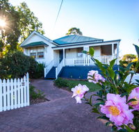 Queen Bee Cottage Milton - Accommodation Mermaid Beach