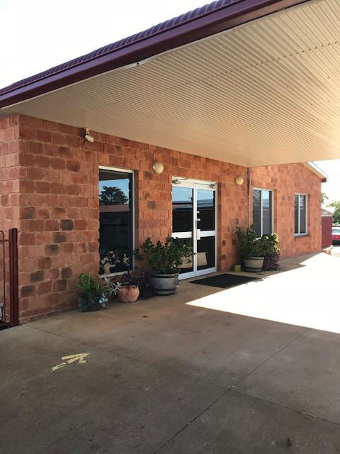 RAILWAY HOTEL MOTEL - Accommodation Mermaid Beach 0