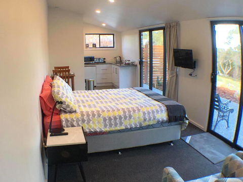 REBS B@B - Accommodation Mermaid Beach 2