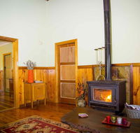 Red Tractor Retreat - Accommodation Mermaid Beach