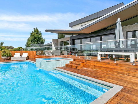 Remo Resort - Accommodation Mermaid Beach 0