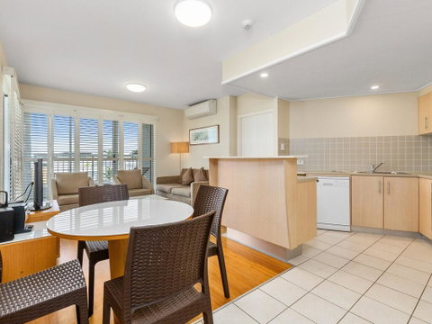 RESORT ON THE BEACH 7225 Dual Room - Accommodation Mermaid Beach 0