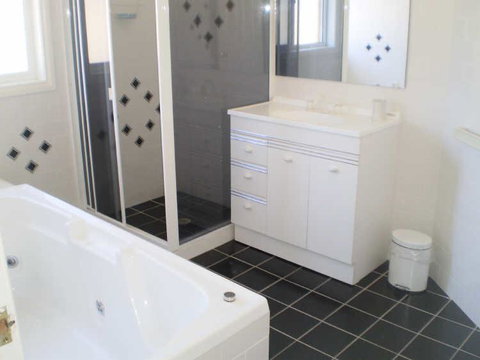 Retreat On Surf Beach - Accommodation Mermaid Beach 3