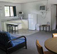 River Village Motel  Holiday Units - Accommodation Mermaid Beach