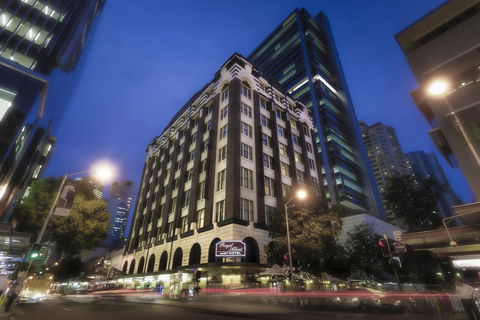 Royal Albert Hotel - Accommodation Mermaid Beach 0