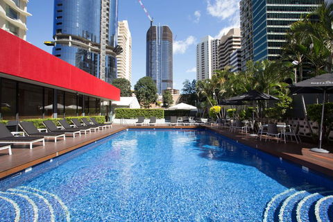 Royal On The Park - Accommodation Mermaid Beach 0