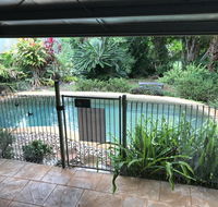Royal Palm Cottage Entire two bedroom 2 bathroom house with Pool - Accommodation Mermaid Beach