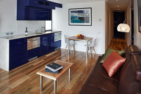 Salamanca Wharf Hotel - Accommodation Mermaid Beach 1