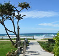 Sanctuary Beach Resort - Accommodation Mermaid Beach