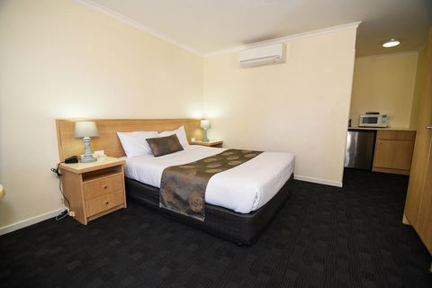 Sandown Heritage Motel - Accommodation Mermaid Beach 1