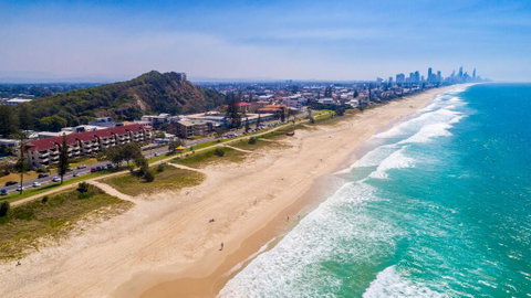Sandrift Beachfront Apartments - Accommodation Mermaid Beach 3