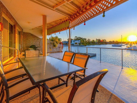 Seachange -Waterfront - Accommodation Mermaid Beach 0