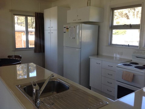 Seaside Cottage - Accommodation Mermaid Beach 3