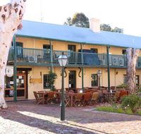 Settlers House - Accommodation Mermaid Beach