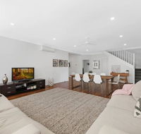 Shelly Beach Family Hideaway - Pool Beach Golf - Accommodation Mermaid Beach