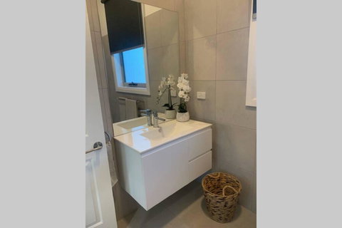 Skibo Cottage - Accommodation Mermaid Beach 2