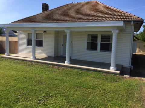 Smith Street Cottage Naracoorte - Accommodation Mermaid Beach 1